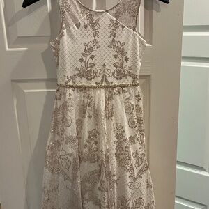 Elegant Floral Girls Dress in White and Gold